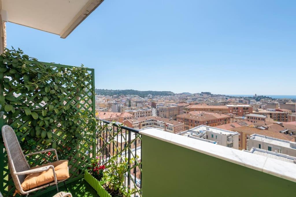 Eleventh Floor Suites Cagliari Luaran gambar